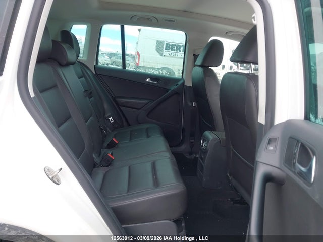 2013 Volkswagen Tiguan S/se/sel მანქანა იყიდება აუქციონზე, vin: WVGJV3AX9DW620072, აუქციონის ნომერი: 12563912