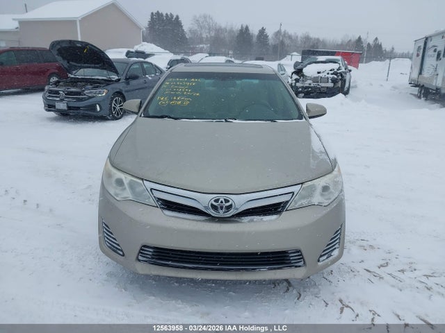 12563958 :رقم المزاد ، 4T1BF1FK0EU773598 vin ، 2014 Toyota Camry Le مزاد بيع