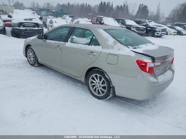 12563958 :رقم المزاد ، 4T1BF1FK0EU773598 vin ، 2014 Toyota Camry Le مزاد بيع