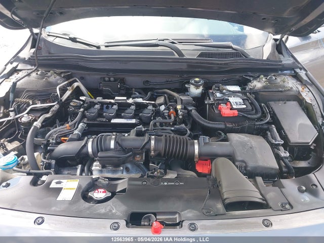 1HGCV1F51JA812010 Honda Accord
