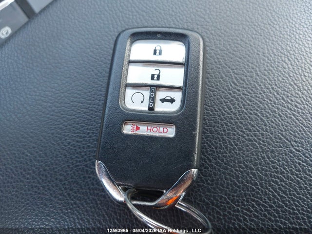 1HGCV1F51JA812010 Honda Accord