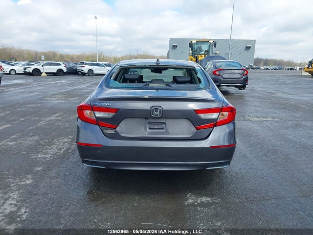 1HGCV1F51JA812010 Honda Accord