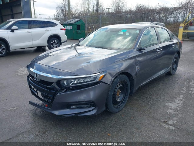 1HGCV1F51JA812010 Honda Accord
