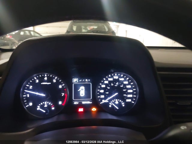 KMHD84LF9HU242979 Hyundai ELANTRA GL