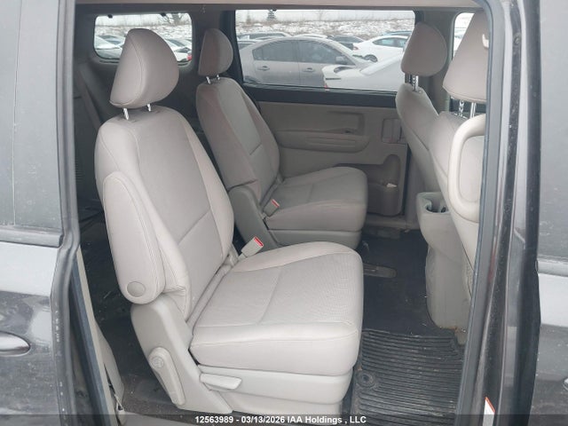 KNDMB5C15L6569196 KIA Sedona Lx/lx+