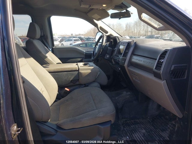 1FT8W3BT6NEF68726 Ford F350 Super Duty