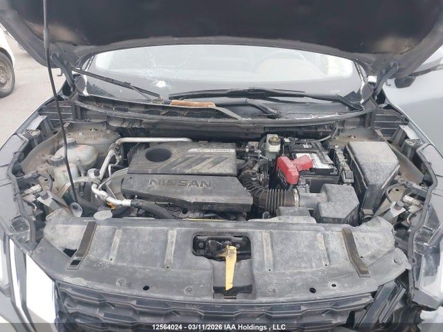 JN8BT3CB3NW331288 Nissan Rogue Sl