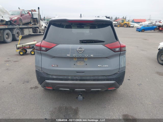 JN8BT3CB3NW331288 Nissan Rogue Sl