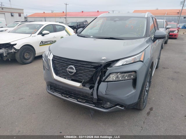 JN8BT3CB3NW331288 Nissan Rogue Sl