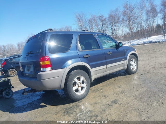 12564038 :رقم المزاد ، 1FMYU04132KB11543 vin ، 2002 Ford Escape Xlt مزاد بيع