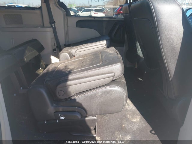 2013 Chrysler Town & Country Touring L მანქანა იყიდება აუქციონზე, vin: 2C4RC1CG9DR707848, აუქციონის ნომერი: 12564044