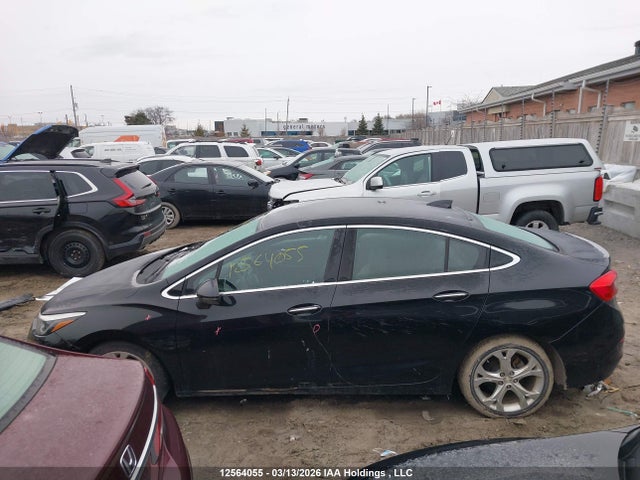 1G1BF5SM4H7243844 Chevrolet Cruze Premier