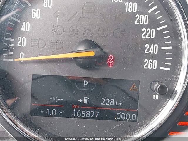 Mini 5 Door Cooper 2016 WMWXU1C59G2D09237 Image 16