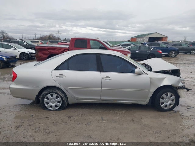 2004 Toyota Camry Le/se/xle მანქანა იყიდება აუქციონზე, vin: 4T1BE32KX4U267618, აუქციონის ნომერი: 12564067