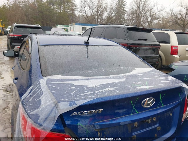 KMHCU4AE0FU843440 Hyundai Accent