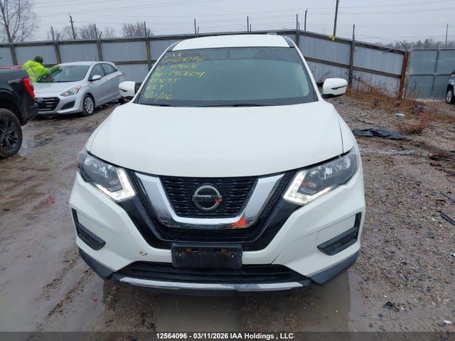 5N1AT2MV3JC740604 Nissan Rogue Sv/sl