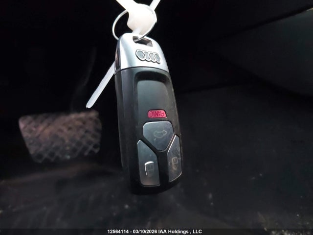 Продаж на аукціоні авто 2017 Audi A4 Premium, vin: WAUANAF4XHN022976, номер лоту: 12564114