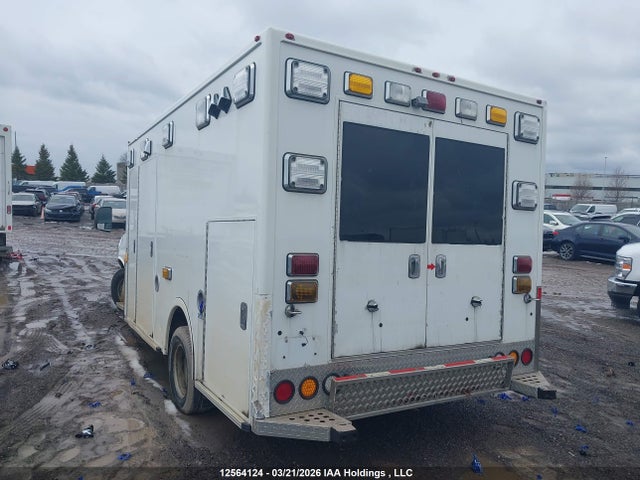 1GB3GSCLXG1331610 Chevrolet Express Cutaway 3500 1sd