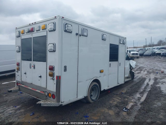 1GB3GSCLXG1331610 Chevrolet Express Cutaway 3500 1sd