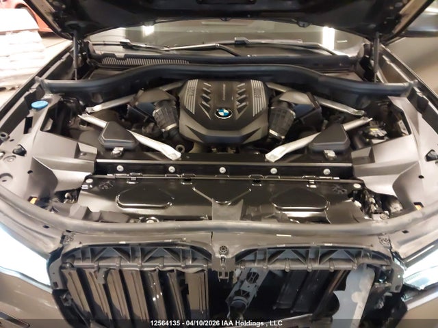5UXCX6C01N9L60449 BMW X7 M50i