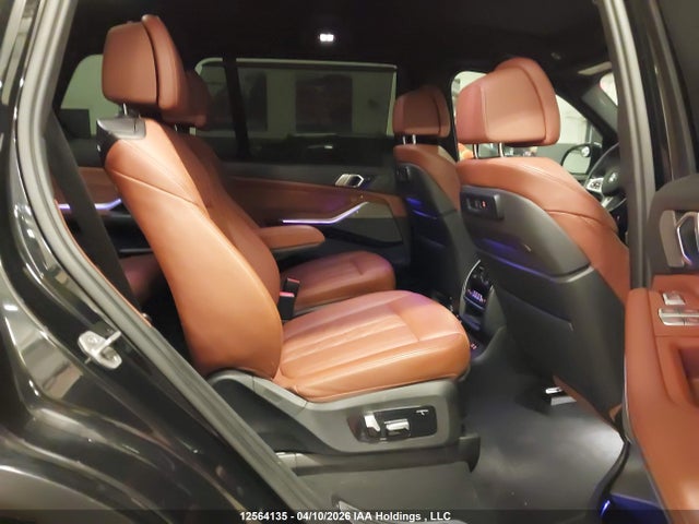 5UXCX6C01N9L60449 BMW X7 M50i