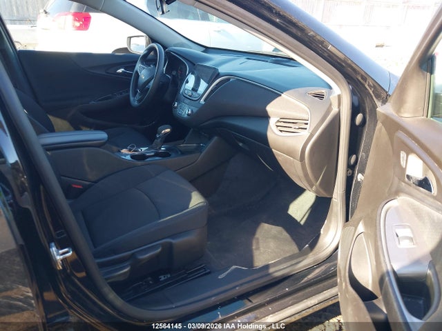 1G1ZD5ST8RF161795 Chevrolet MALIBU LT