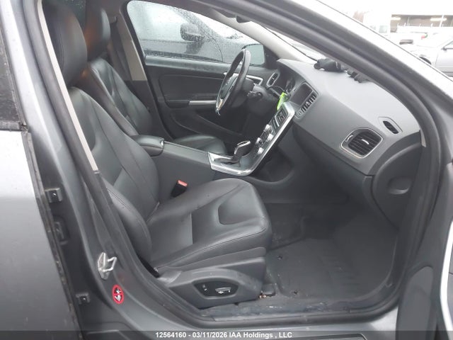 YV440MWK8J2050584 Volvo V60 Cross Country T5 Premier