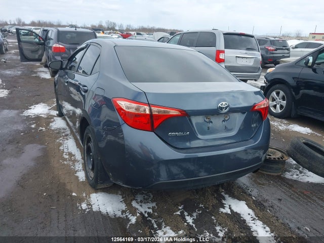 2T1BURHE9JC122879 Toyota COROLLA LE