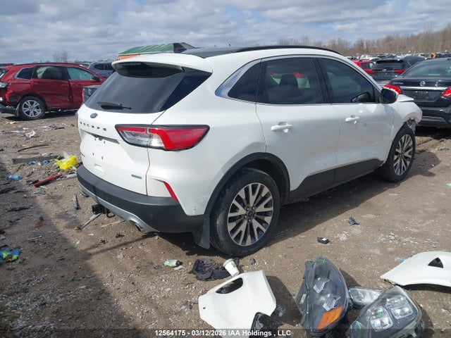 1FMCU9J95LUB51511 Ford Escape Titanium