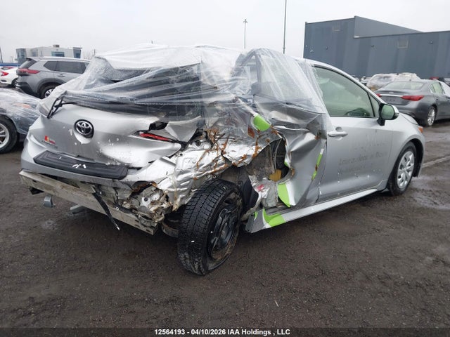 JTNK4MBE4N3180713 Toyota COROLLA SE