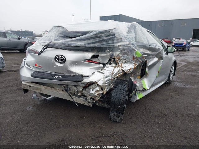 JTNK4MBE4N3180713 Toyota COROLLA SE
