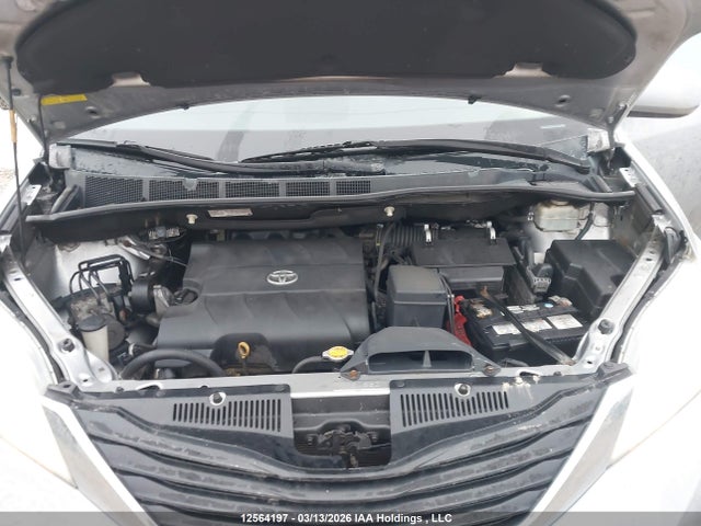 Aukcja sprzedaży 2013 Toyota Sienna, vin: 5TDKK3DC2DS313739, numer aukcji: 12564197