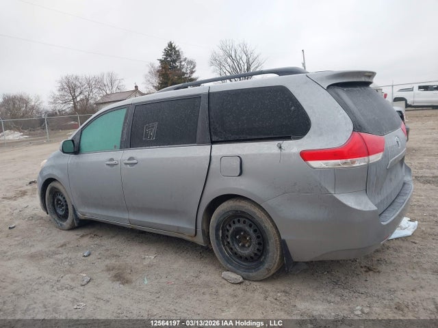 Aukcja sprzedaży 2013 Toyota Sienna, vin: 5TDKK3DC2DS313739, numer aukcji: 12564197