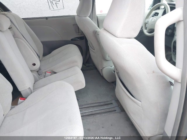 Aukcja sprzedaży 2013 Toyota Sienna, vin: 5TDKK3DC2DS313739, numer aukcji: 12564197