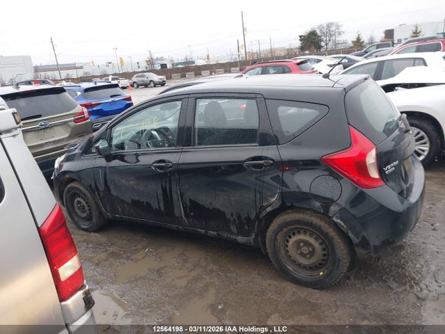 2015 Nissan Versa Note S/s Plus/sv/sl/sr მანქანა იყიდება აუქციონზე, vin: 3N1CE2CP6FL381323, აუქციონის ნომერი: 12564198