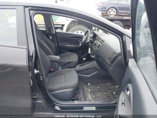 12564228 :رقم المزاد ، KNADN5A33F6991335 vin ، 2015 Kia Rio Ex/lx/lx+/sx مزاد بيع