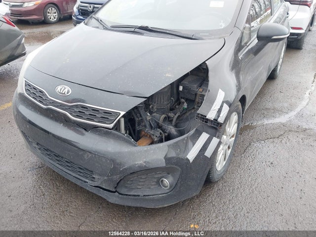 12564228 :رقم المزاد ، KNADN5A33F6991335 vin ، 2015 Kia Rio Ex/lx/lx+/sx مزاد بيع