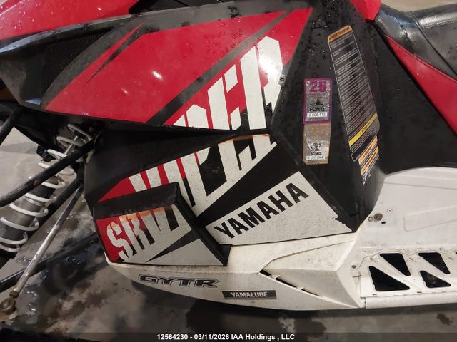 4UF8KV107FT000599 Yamaha Viper Stx