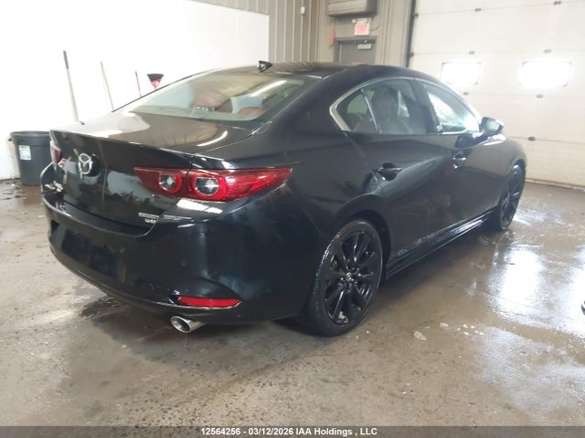 3MZBPBDY9NM300654 Mazda 3 Gt