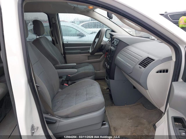 12564284 :رقم المزاد ، 2D4RN4DE7AR409855 vin ، 2010 Dodge Grand Caravan Se مزاد بيع