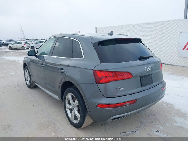 WA1BNAFYXK2074444 Audi Q5 Premium Plus