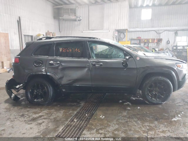 1C4PJMBX1ND530944 Jeep Cherokee Trailhawk