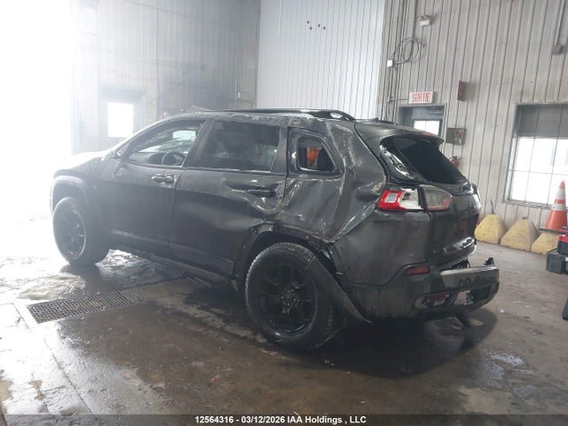 1C4PJMBX1ND530944 Jeep Cherokee Trailhawk