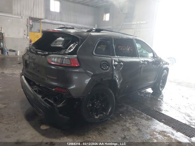 1C4PJMBX1ND530944 Jeep Cherokee Trailhawk