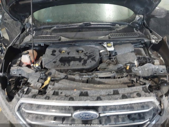 12564318 :رقم المزاد ، 1FMCU9G96HUD31353 vin ، 2017 Ford Escape Se مزاد بيع