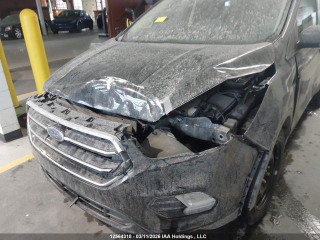 12564318 :رقم المزاد ، 1FMCU9G96HUD31353 vin ، 2017 Ford Escape Se مزاد بيع