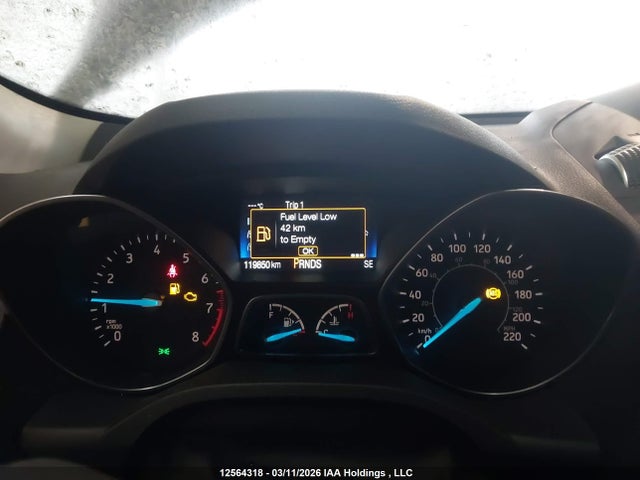 12564318 :رقم المزاد ، 1FMCU9G96HUD31353 vin ، 2017 Ford Escape Se مزاد بيع