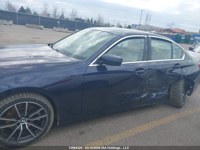 WBA5R7C08MFL31120 BMW 330XI
