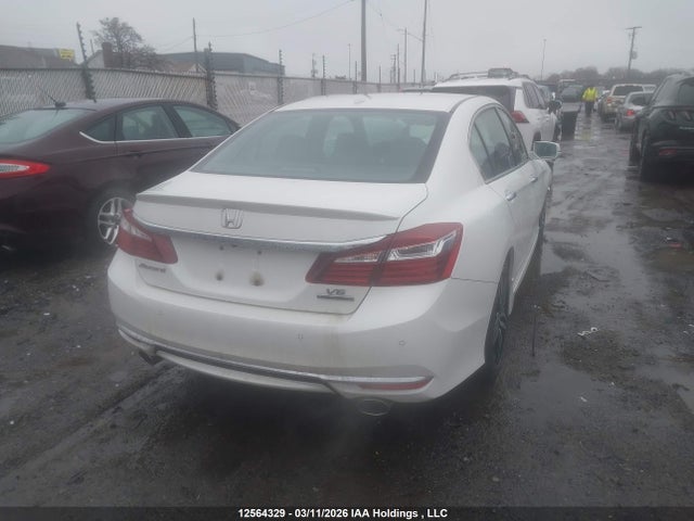 1HGCR3F96HA802103 Honda Accord Touring