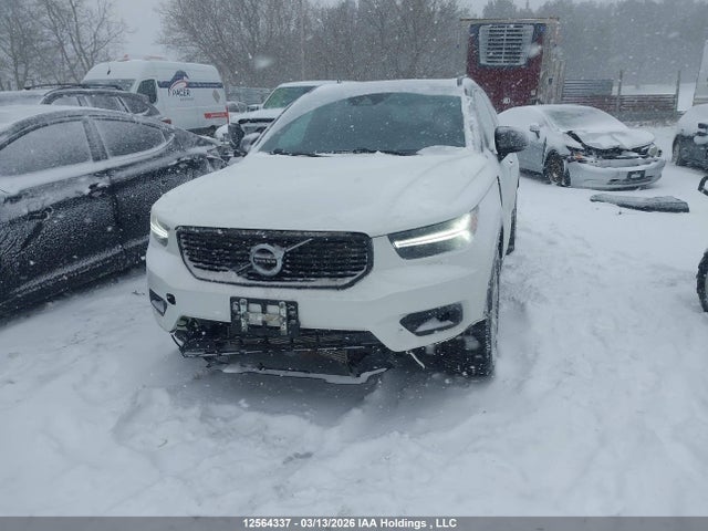 YV4162UM3L2242895 Volvo Xc40 T5 R-design